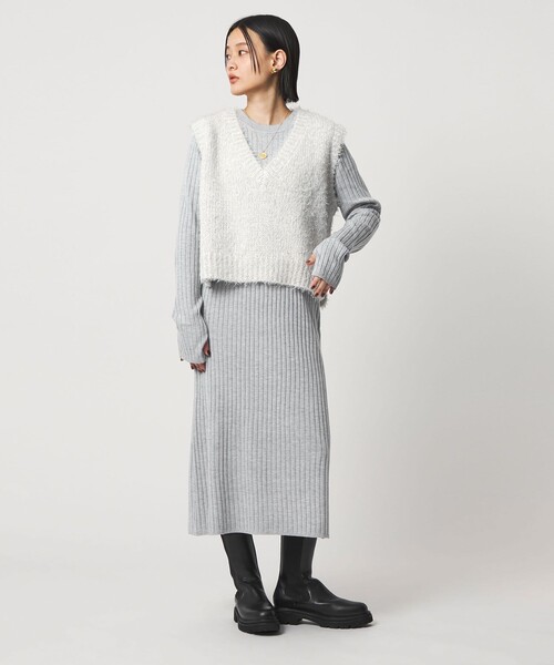 A DAY IN THE LIFE UNITED ARROWS(アデイインザライフユナイテッドアローズ)の「Vネックベスト+リブワンピース <A DAY IN THE LIFE>(ワンピース・レディース・ライトグレー/ネイビー/ベージュ/ブラック・FREE)」の3枚目の写真