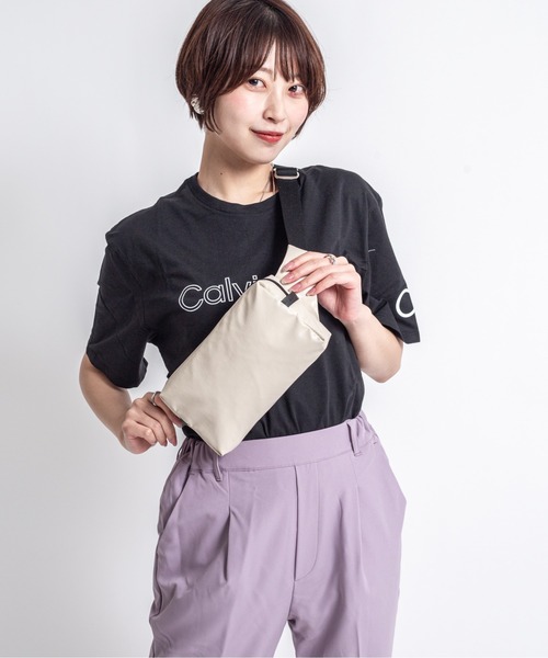 Jack Gomme(ジャックゴム)の「【JACK GOMME】ナイロン ボディバッグ ウェストポーチ ウェストバッグBLOOM Sac banane(ボディバッグ/ウエストポーチ・レディース・シルバー/モカ/ライトブルー/ブラック/カーキ/シャンパン/レッド/アイボリー/ブルー系その他3/オレンジ/イエロー/ネイビー/クリーム/ブルー/レッド系その他/ブルー系その他2/ライトイエロー・FREE)」の5枚目の写真