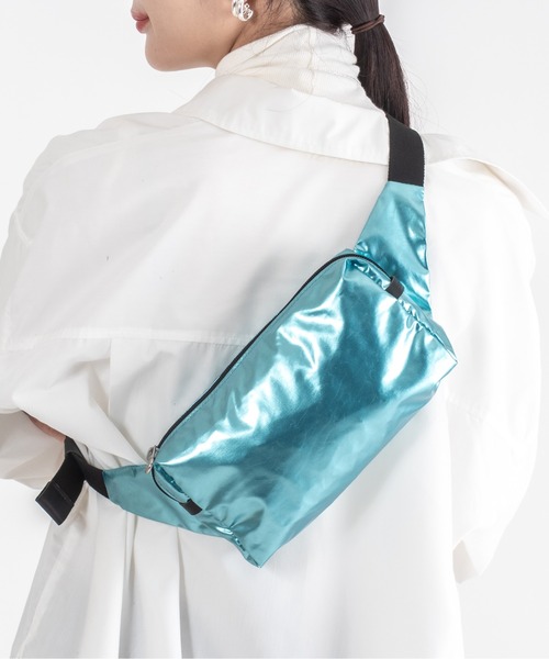 Jack Gomme（ジャックゴム）の「【JACK GOMME】ナイロン ボディバッグ ウェストポーチ ウェストバッグBLOOM Sac banane（ボディバッグ/ウエストポーチ・レディース・シルバー/モカ/ライトブルー/ブラック/カーキ/シャンパン/レッド・FREE）」の5枚目の写真