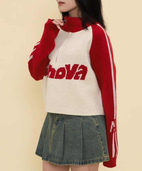WOND(ウォンド)の「WOND/ハーフジップロゴラグランニットプルオーバー(ニット/セーター・レディース・ブラック/レッド・FREE)」の7枚目の写真