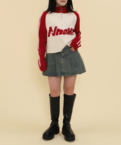WOND(ウォンド)の「WOND/ハーフジップロゴラグランニットプルオーバー(ニット/セーター・レディース・ブラック/レッド・FREE)」の8枚目の写真