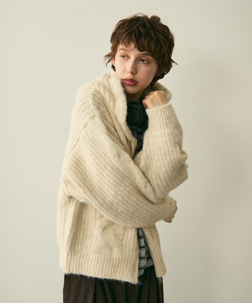 cable over knit hoodie / ケーブルオーバーニットフーディー（ニット