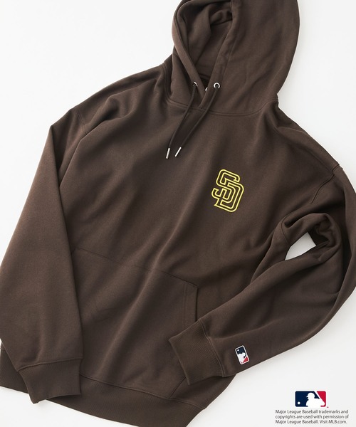 MLB(メジャーリーグベースボール)の「【MLB/メジャーリーグベースボール】裏起毛 バックロゴ フーディー プルオーバーパーカー(パーカー・メンズ・杢グレー/ネイビー/ブラウン・LARGE/MEDIUM/X-LARGE)」の2枚目の写真
