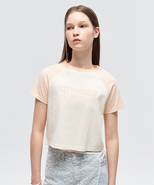 CITYBREEZE(シティブリーズ)の「シティラグラン配色クロップ半袖Tシャツ_CREAM(Tシャツ/カットソー・レディース・アイボリー・SMALL/MEDIUM)」の2枚目の写真