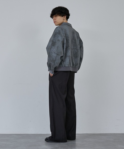 AH ABAHOUSE（エーエイチアバハウス）の「CROPPED NEO LEATHER A-2 JACKET / クロップドネオレザーA-2ジャケット（ブルゾン・メンズ・グレー/ブラウン/ブラック・46/48）」の7枚目の写真
