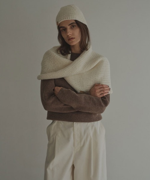 バルキーヤーンハンドニットスヌード（ネックウォーマー/スヌード