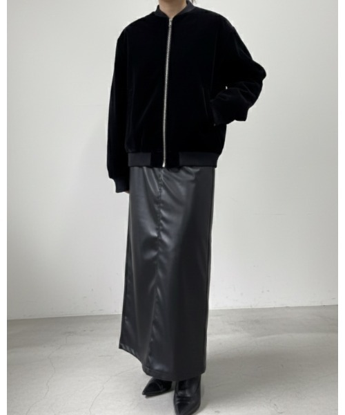 SOTT（ソット）の「ベロア 中綿ブルゾン（ブルゾン・レディース・ブラック/ブラウン・FREE）」の3枚目の写真