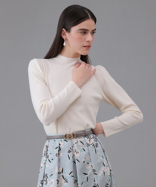 ANAYI（アナイ）の「フルニードルギャザースリーブ プルオーバー（ニット/セーター・レディース・ブラック/ピンク/トップグレー/オフホワイト・38/36）」の2枚目の写真