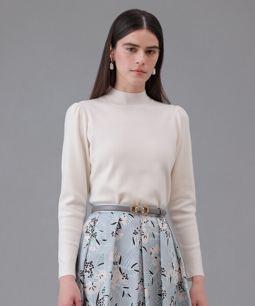 ANAYI（アナイ）の「フルニードルギャザースリーブ プルオーバー（ニット/セーター・レディース・ブラック/ピンク/トップグレー/オフホワイト・38/36）」の5枚目の写真