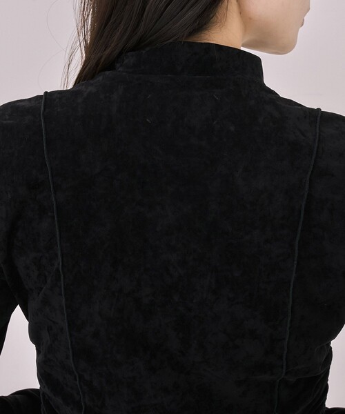 UNITED TOKYO（ユナイテッドトウキョウ）の「【残りわずか！】トリアセテートベロアプルオーバー｜ウォッシャブル/オフィスカジュアル/オケージョン/細見え/冬服（Tシャツ/カットソー・レディース・ブラック/ライトグリーン・FREE）」の19枚目の写真