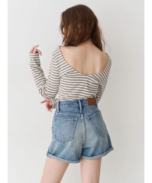 EVRIS（エヴリス）の「ヴィンテージライクカラーショートデニムパンツ【セットアップ着用可能】（デニムパンツ・レディース・インディゴブルー/グレー/ブルー・SMALL/MEDIUM）」の17枚目の写真