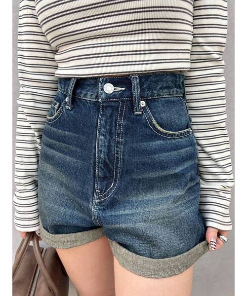EVRIS（エヴリス）の「ヴィンテージライクカラーショートデニムパンツ【セットアップ着用可能】（デニムパンツ・レディース・インディゴブルー/グレー/ブルー・SMALL/MEDIUM）」の8枚目の写真