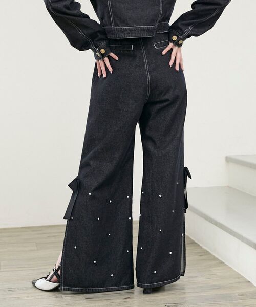 MAJESTIC LEGON（マジェスティックレゴン）の「サイドリボンビジューデニムパンツ（デニムパンツ・レディース・ブラック/サックスブルー・SMALL/MEDIUM）」の19枚目の写真