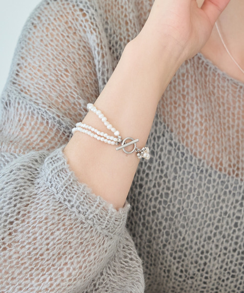 Phoebe(フィービィー)の「レイヤードバロックパールマンテルブレスレット(ブレスレット・レディース・シルバー/イエローゴールド・FREE)」の7枚目の写真