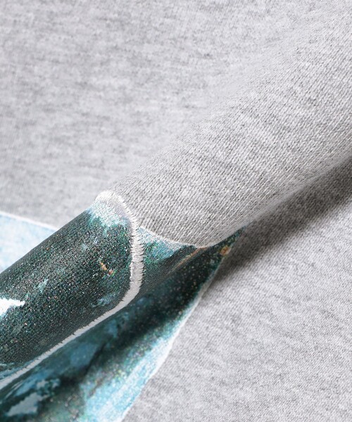 BEAMS T(ビームスティー)の「Yohei Yasumitsu / Crewneck Sweatshirt①(スウェット・メンズ・グレー系その他・SMALL/LARGE/X-LARGE)」の3枚目の写真