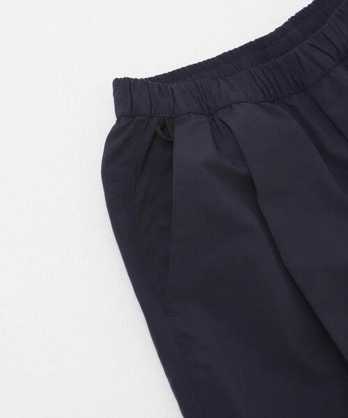 EKAL（エカル）の「『UR TECH』ナイロンタッサートラウザー WS（その他パンツ・レディース・ネイビー/グリーン系その他/グレー・ONE）」の8枚目の写真