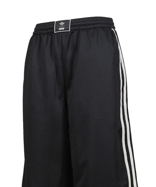 パンツ ADIDAS ORIGINALS BY AVAVAV AVAVAV AV SHORTS（その他パンツ）｜adidas（アディダス）の