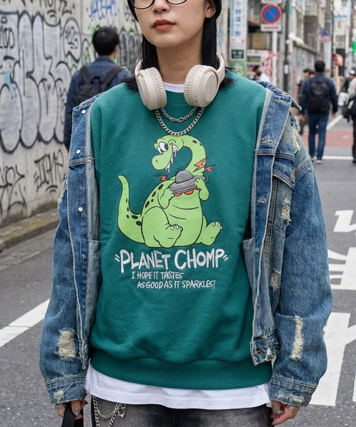 SlashDate(スラッシュデイト)の「【83】モンスターデザイン サガラ刺繍 裏毛 スウェット/メンズ/レディース/ユニセックス(スウェット・レディース・ライトグレー系1/ライトグレー系2/ライトグレー系/グレー系2/グレー系1/ブルー系/グレー系3/グリーン系/ワイン系/グリーン系1/グレー系/ライトグレー系3・XL/L/M)」の9枚目の写真