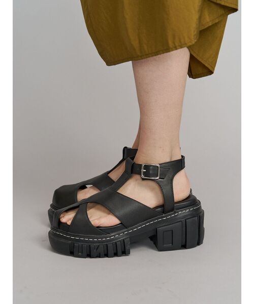 UN3D.（アンスリード）の「WAVE GURKHA SANDAL / ウェーブグルカサンダル（サンダル・レディース・グレー/ブラック・36/37/38）」の13枚目の写真