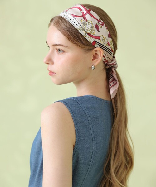 ANAYI（アナイ）の「ベルトモチーフプリントスカーフ（バンダナ/スカーフ・レディース・ピンク・FREE）」の4枚目の写真