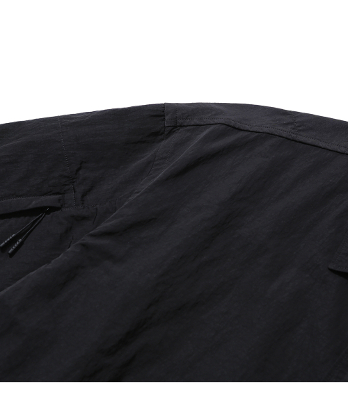 MOIF（モイフ）の「[SS25] WEEKEND HALF SHIRT / BLACK（シャツ/ブラウス・メンズ・その他・S/M/L）」の4枚目の写真