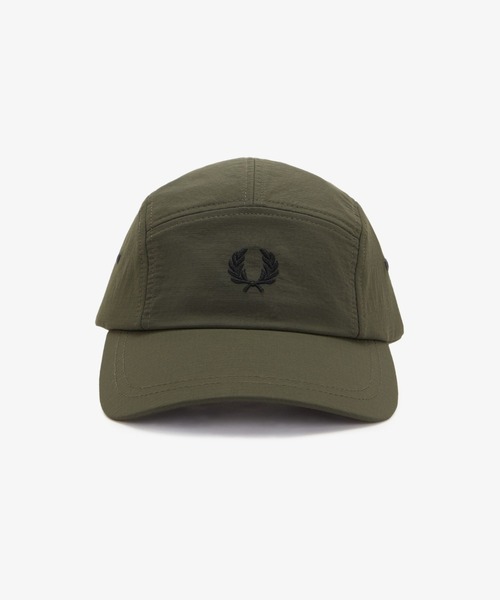 FRED PERRY（フレッドペリー）の「5 Panel Ripstop Cap／5パネルリップストップキャップ（キャップ・メンズ・ブラック/ダークカーキ・ONE SIZE）」の9枚目の写真