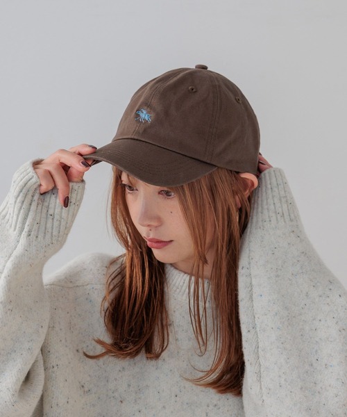 POLO CHAMPS（ポロチャンプス）の「【POLO CHAMPS(ポロチャンプス)】ロゴ刺繍キャップ（キャップ・レディース・ブラウン/ベージュ/ネイビー・FREE）」の4枚目の写真