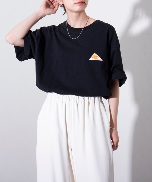 KELTY(ケルティ)の「【KELTY×GLOSTER】別注 バックロゴプリントT(Tシャツ/カットソー・メンズ・グレイッシュベージュ/ブラック/杢グレー/オフホワイト/チャコールグレー/ネイビー・S/M/L)」の10枚目の写真