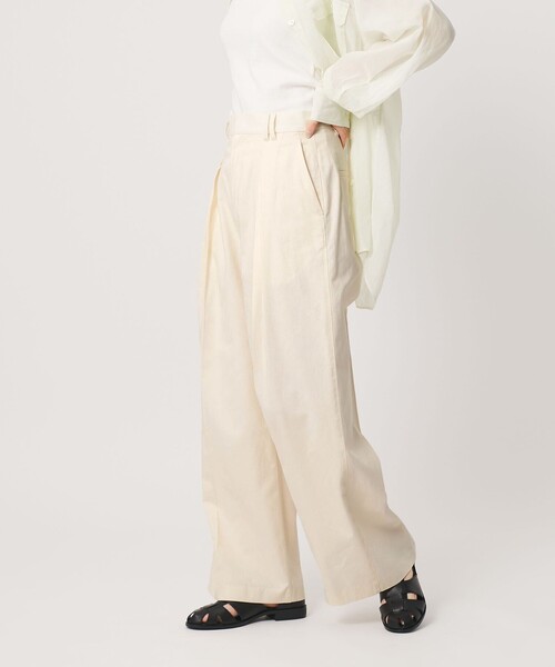 BEAUTY&YOUTH UNITED ARROWS（ビューティーアンドユースユナイテッドアローズ）の「コットンチノ 2タック ワイドパンツ（チノパンツ・レディース・ベージュ/オフホワイト・S/M/XS）」の7枚目の写真