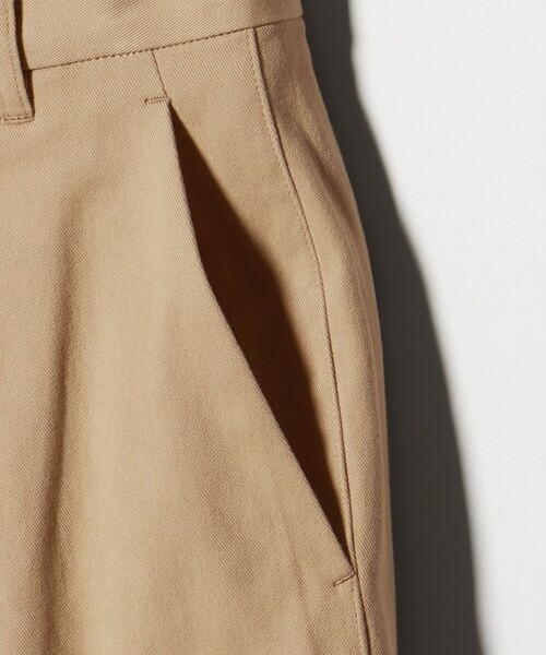 BEAUTY&YOUTH UNITED ARROWS（ビューティーアンドユースユナイテッドアローズ）の「コットンチノ 2タック ワイドパンツ（チノパンツ・レディース・ベージュ/オフホワイト・S/M/XS）」の15枚目の写真