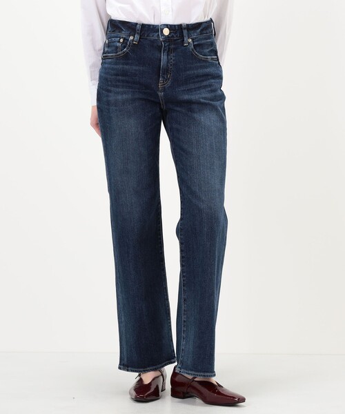 RED CARD TOKYO(レッドカード)の「RED CARD TOKYO 35th Anniv.Staight デニムパンツ(デニムパンツ・レディース・ライトブルー/ネイビー・22/25/24/23)」の4枚目の写真