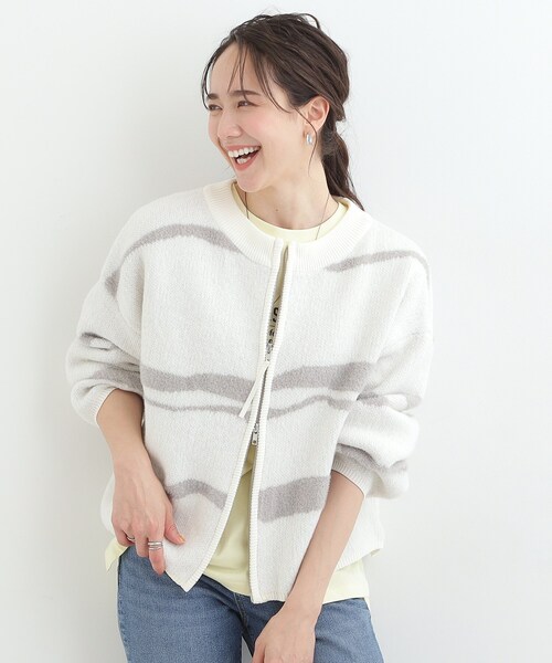 SHOO・LA・RUE（シューラルー）の「【選べる4柄】ダブルZIPで着こなし色々 柄カーディガン（カーディガン/ボレロ・レディース・グレー系3/ホワイト系1/チャコールグレー/グリーン系1/ホワイト系3/ライトイエロー系2・00）」の7枚目の写真