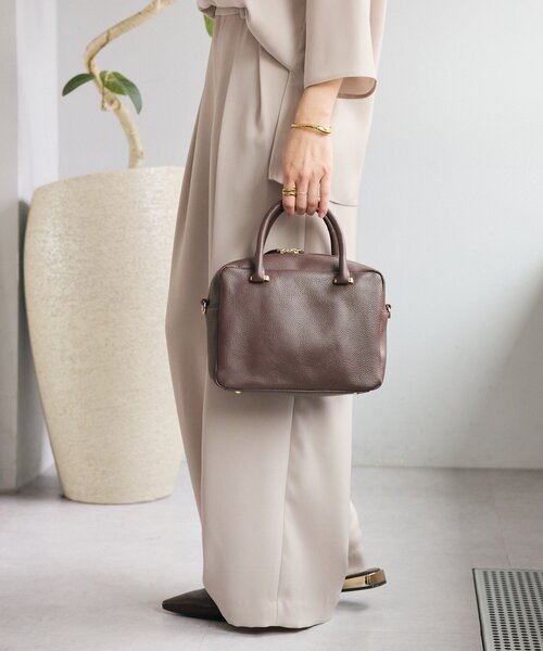 RIVE DROITE（リヴドロワ）の「予約【オンオフ問わず活躍】KONOJIレザーボストン（ボストンバッグ・レディース・ブラック/アイボリー/ダークブラウン・FREE）」の17枚目の写真