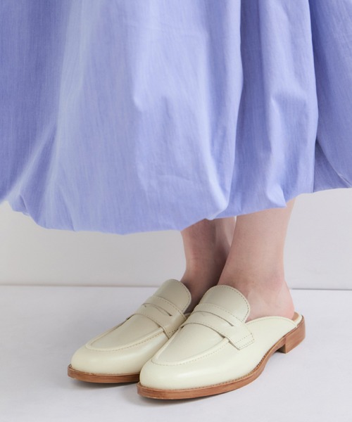 eness（エネス）の「【ENESS/エネス】レザーロファーミュール（その他シューズ・レディース・ブラック/オフホワイト・39/37/35）」の6枚目の写真