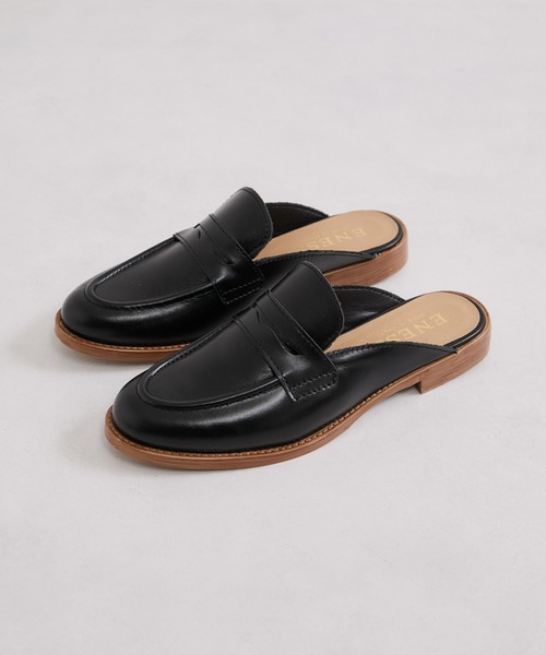 eness（エネス）の「【ENESS/エネス】レザーロファーミュール（その他シューズ・レディース・ブラック/オフホワイト・39/37/35）」の9枚目の写真