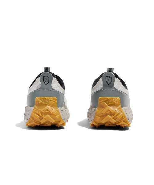 norda(ノルダ)の「norda【ノルダ 】- スニーカー メンズ 【NORDA 003 MENS Cinder】(スニーカー・メンズ・ベージュ・26.5cm)」の3枚目の写真