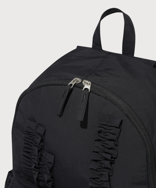 COVERNAT（カバーナット）の「ウィメンズフリルバックパックブラック（バックパック/リュック・レディース・その他・F）」の4枚目の写真