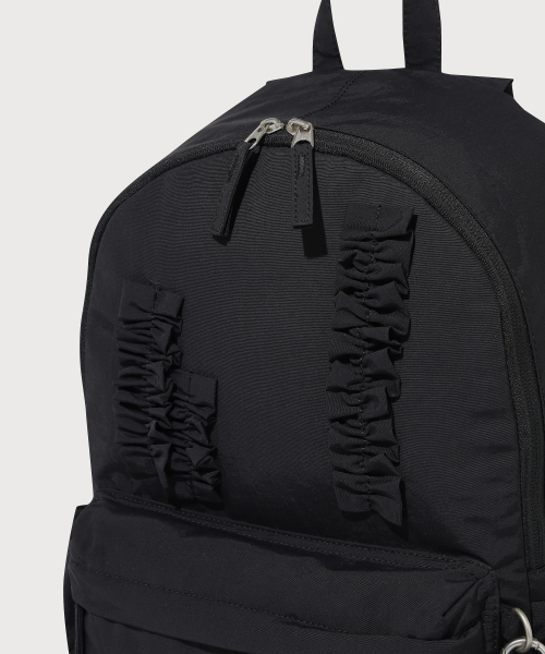 COVERNAT（カバーナット）の「ウィメンズフリルバックパックブラック（バックパック/リュック・レディース・その他・F）」の5枚目の写真