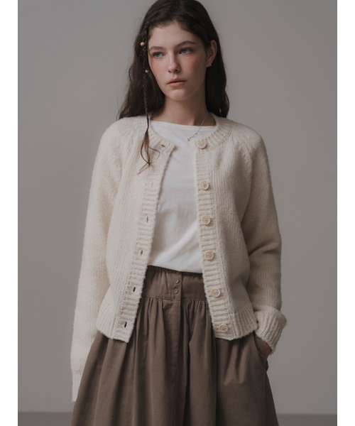 THEMITTEN(ザ・ミトン)の「Suave knit cardigan (cream)(カーディガン/ボレロ・レディース・その他・FREE)」の2枚目の写真