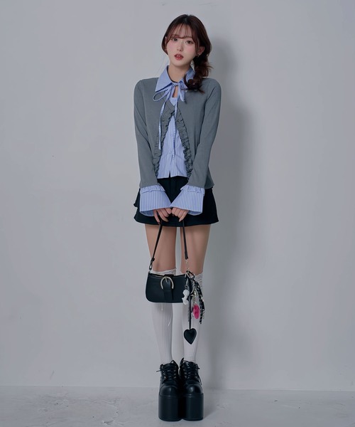 Diable baiser(ディアブルベーゼ)の「スカート見え×ショートパンツ ベルト付ハイウエストカーゴスカパン(デニムパンツ・レディース・ブルー/ブラック/ブラウン・3L/LARGE/MEDIUM)」の13枚目の写真