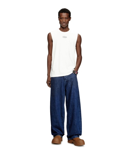 DIESEL（ディーゼル）の「メンズ スリーブレスカットソー T-BISCO-IOD（Tシャツ/カットソー・メンズ・ブラック/オフホワイト/グリーン系その他・SMALL/X-SMALL/X-LARGE/LARGE/MEDIUM/XXX-LARGE/XX-LARGE）」の5枚目の写真