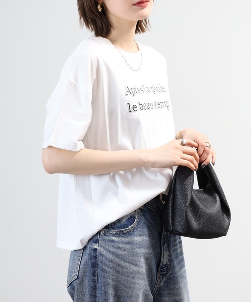 EGLANTINE(エグランティーヌ)の「EGLANTINE エンボスロゴ半袖カットソー(Tシャツ/カットソー・レディース・レッド/オフホワイト/ネイビー・40)」の8枚目の写真