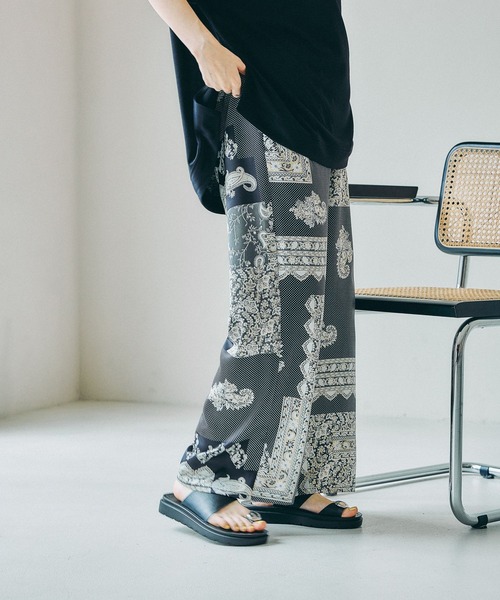 LEPSIM(レプシィム)の「ペイズリー柄パンツ 656661(その他パンツ・レディース・ブラック系その他/ブラウン系その他/レッド系その他・FREE)」の21枚目の写真