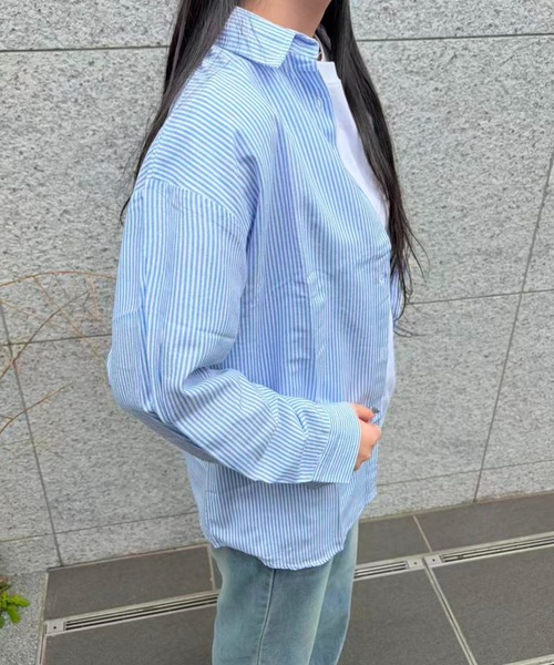 mebole(メボレ)の「ルーズストライプシャツ(シャツ/ブラウス・レディース・ブルー・FREE)」の6枚目の写真