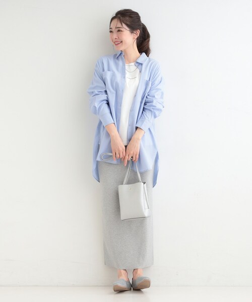 SHOO・LA・RUE（シューラルー）の「【体型カバー】バックギャザーで魅せる オーバーサイズシャツ（シャツ/ブラウス・レディース・ネイビー系2/イエロー系その他4/グリーン系3/ライトブルー・00）」の5枚目の写真