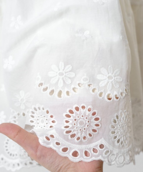 flower（フラワー）の「フローラルコットンスカート（スカート・レディース・ホワイト・FREE）」の4枚目の写真