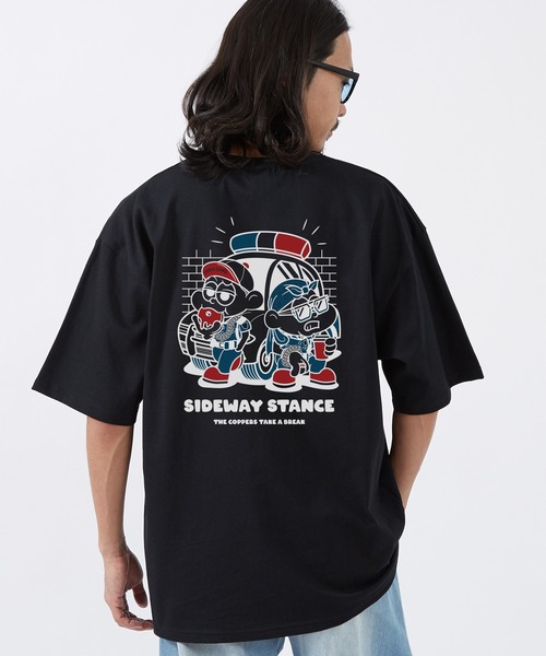 SIDEWAY STANCE（サイドウェイスタンス）の「【SIDEWAY STANCE】グラフィック プリント 半袖Tシャツ（Tシャツ/カットソー・メンズ・ホワイト系2/ホワイト/ブラック/ホワイト系5/ホワイト系3/ブラック系その他5/ブラック系その他3/ブラック系/ホワイト系その他4/ホワイト系その他2/ブラック系その他/ホワイト系1/ホワイト系/ブラック系3/ブラック系1/ホワイト系6/ホワイト系4/ブラック系その他6/ブラック系その他4/ホワイト系その他3/ホワイト系その他/ブラック系4/ブラック系2/ブラック系その他2/ホワイト系その他6/ホワイト系その他5/ブラック系6/ブラック系5・LARGE/SMALL/MEDIUM）」の18枚目の写真