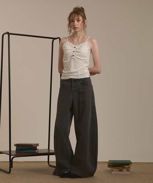 hazyl(ヘイジル)の「eyelet gather camisole/アイレットギャザーキャミソール(キャミソール・レディース・グレー系その他/オフホワイト/ホワイト系その他/カーキ・フリー)」の18枚目の写真