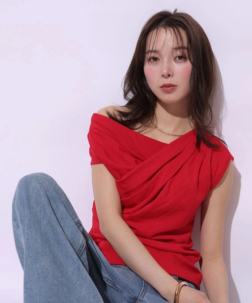 Mystrada(マイストラーダ)の「ドレープニット(ニット/セーター・レディース・ブラック/レッド/ピンク/ホワイト・38)」の5枚目の写真