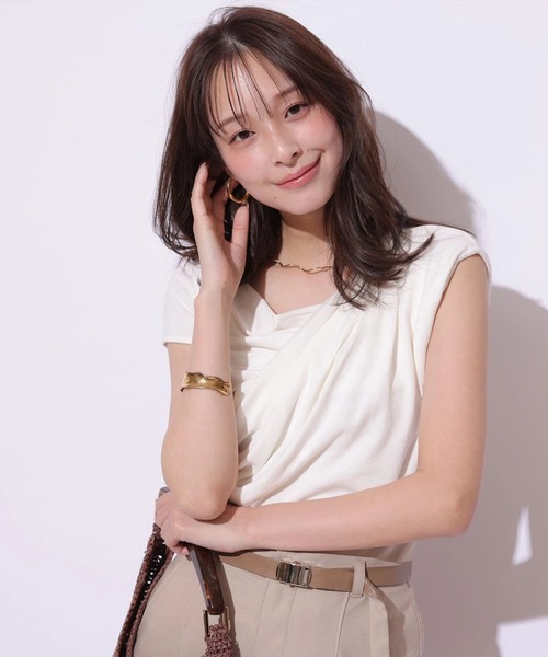 Mystrada(マイストラーダ)の「ドレープニット(ニット/セーター・レディース・ブラック/レッド/ピンク/ホワイト・38)」の19枚目の写真